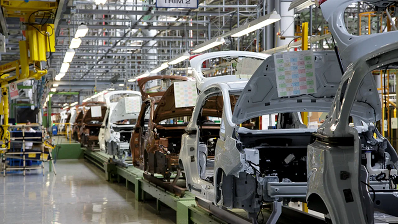 Noi angajări la fabrica Ford din România. Aproape 1000 de locuri noi de muncă