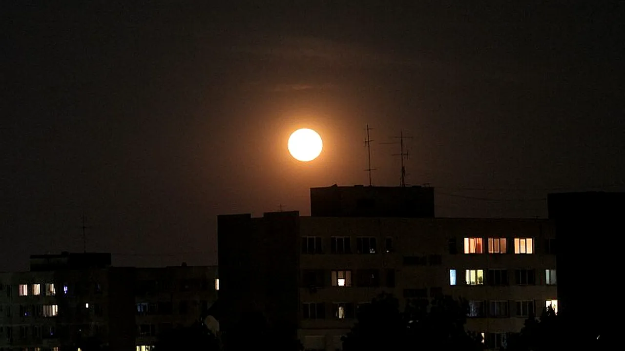 Luna plină poate să perturbe somnul