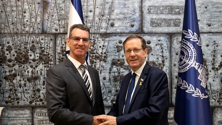 Noul AMBASADOR al Israelului în România, Lior Ben Dor, a sosit la Bucureşti. Părinții și bunicii ambasadorului sunt născuți în România