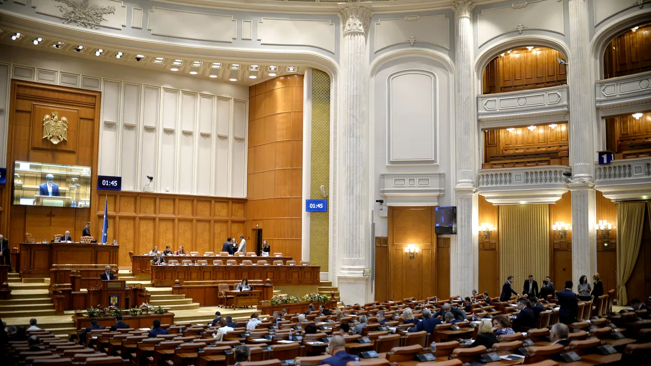 Efectele protocoalelor cu SRI CONTINUĂ și după denunțarea lor. CCR admite conflictul Parlament - Ministerul Public