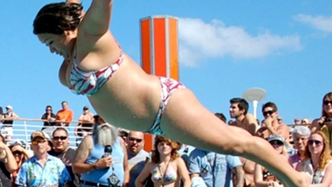 Croazieră de vis, transformată într-un coșmar de 2.500 de motocicliști