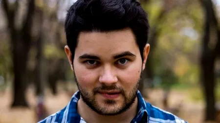 Mărturia unui tânăr actor infectat cu COVID-19: „E absolut îngrozitor să vezi atâta incompetență în serviciile publice. Sunt dezgustat şi frustrat!”. Reacția DSP