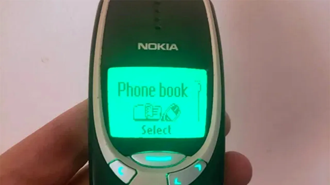 Mai ai pe acasă vreun telefon Nokia 3310? Cu câți lei se vinde acum celebra 