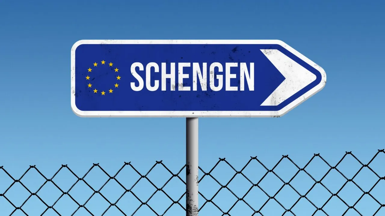 Zece state membre Schengen au introdus controale la frontiere în 2025