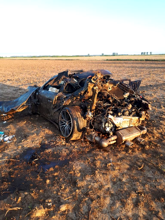 Accident Porsche comuna Mircea Vodă sacoșe bani
