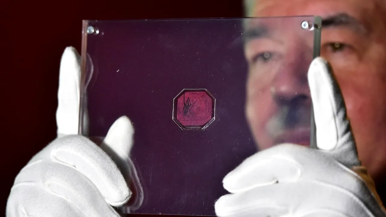 Timbrul vândut cu 9,5 milioane de dolari - FOTO