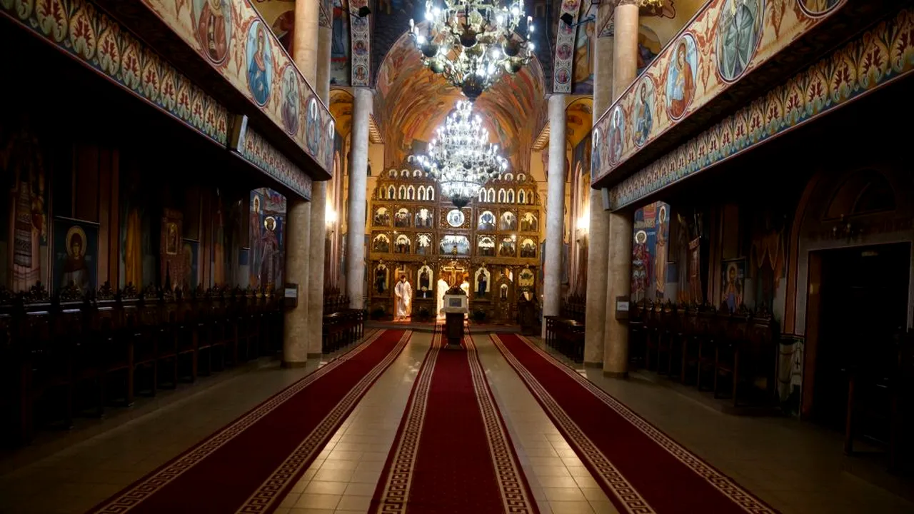 REACȚIE. Patriarhia Română, mesaj după anunțul referitor la oficierea slujbelor religioase în biserici: „Am primit cu bucurie decizia intens așteptată”