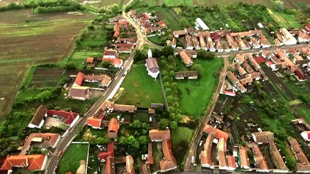 Câți oameni trăiesc, de fapt, în satul care la ultimul RECENSĂMÂNT a raportat 0 locuitori. „Eu nu aş putea la oraş, mai bine la ţară, aer curat”