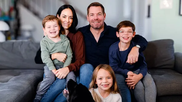 Eric Swalwell, candidat la funcţia de guvernator al Californiei, acuzat de agresiune sexuală. Democratul neagă acuzațiile care i-au zguduit campania