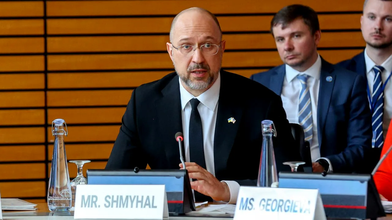 Premierul Ucrainei anunță că a obținut un împrumut de la Banca Mondială pentru reconstrucția sectorului energetic