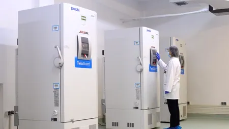 România începe vaccinarea! Cum se împart primele 3.000 de doze de vaccin anti-COVID