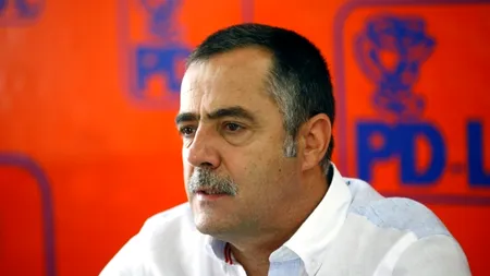 Cezar Preda despre Nicolăescu: Cursul euro o ia mai rău razna când vede un prost la microfon