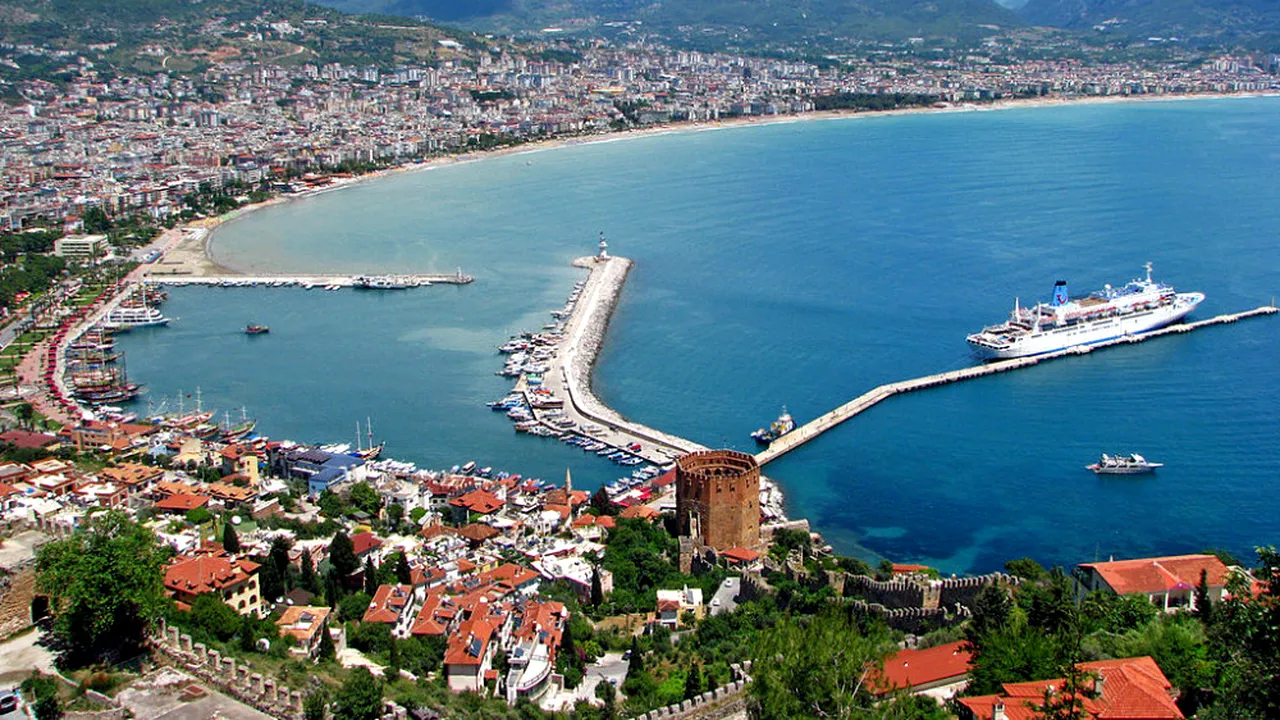 Motivul pentru care Turcia ar putea să interzică sistemul all inclusive în toate stațiunile