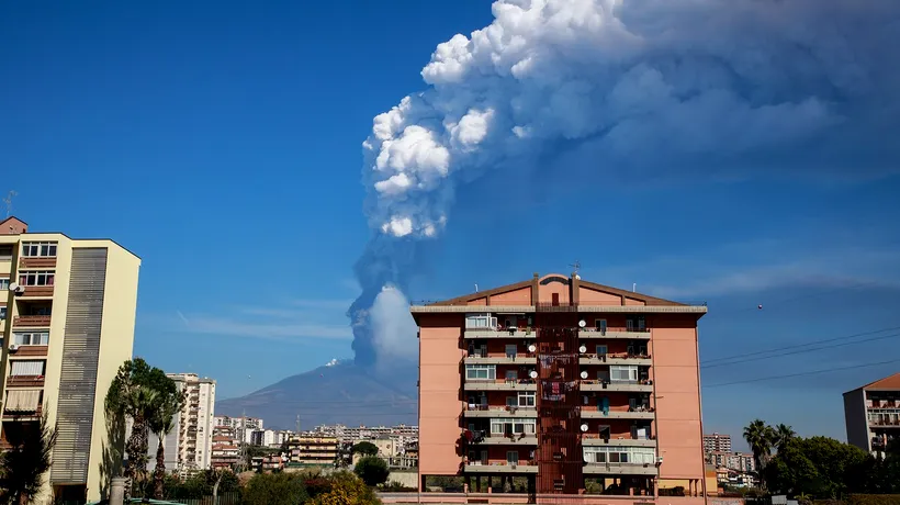 Vulcanul Etna se pregătește de o nouă ERUPȚIE. Autoritățile italiene au emis Alerta Roșie a Protecției Civile