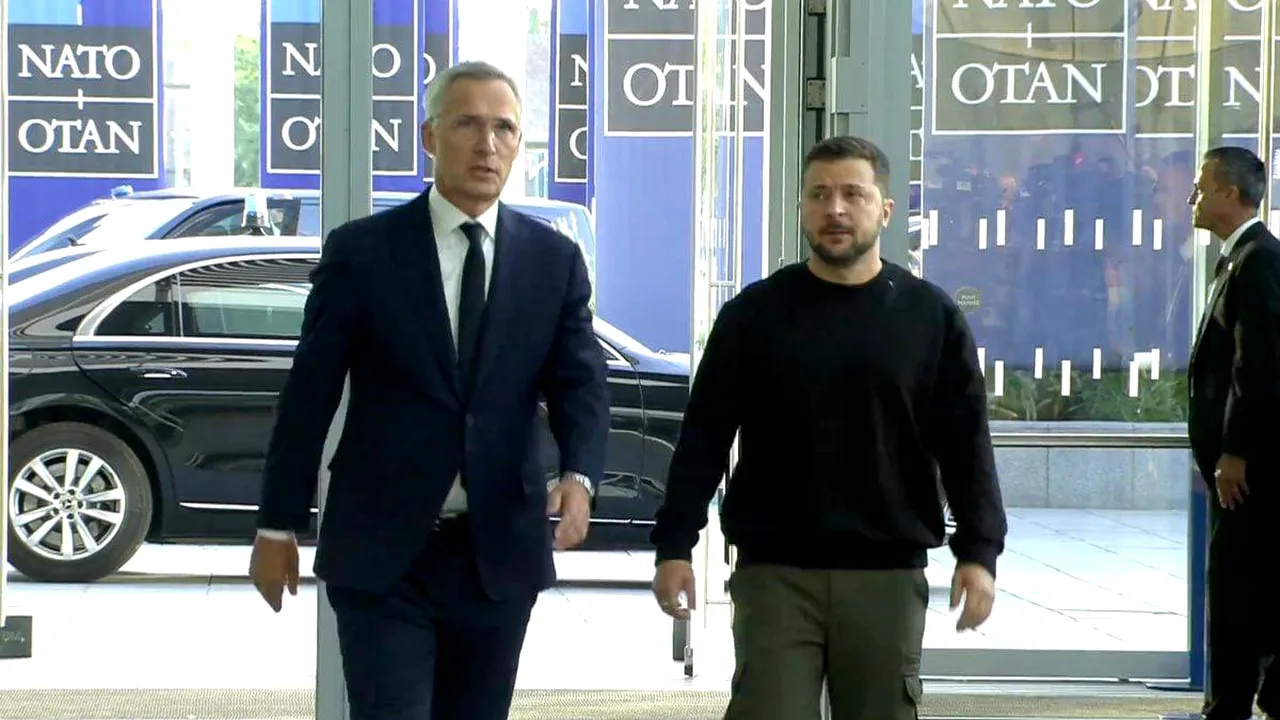 VIDEO | Zelenski a mers într-o vizită surpriză la Bruxelles pentru a obține sprijinul aliaților NATO/ SUA a anunțat un ajutor de 200 mil. de dolari