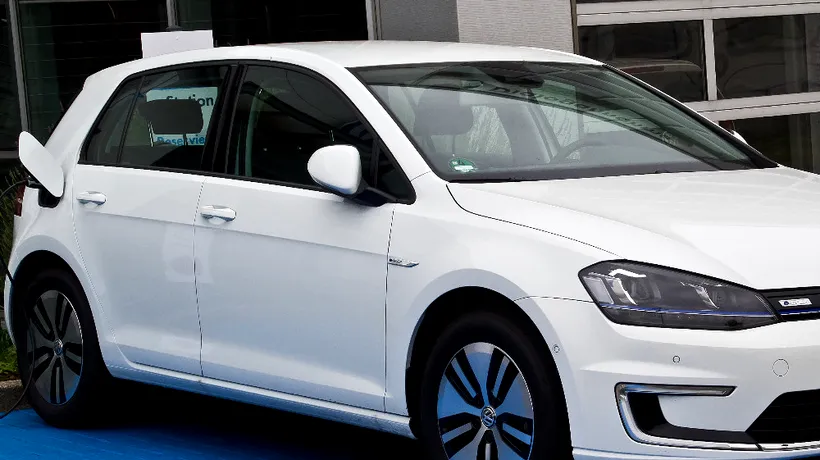 Grupul Volkswagen are probleme mari și cu mașinile electrice: toate vehiculele e-Golf din SUA, rechemate în service