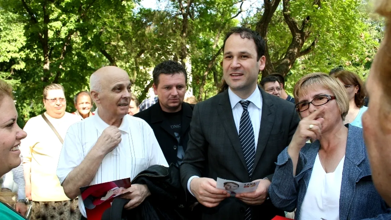 ALL INCLUSIVE ELECTORAL. Oferta Robert Negoiță: tur al Parlamentului, masă la restaurant plus o vizită la mănăstirea Cernica. VIDEOREPORTAJ