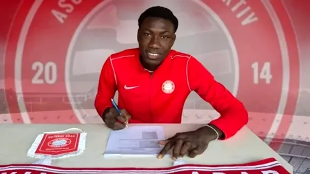 Cine este uriașul din Ghana pe care Rapid l-a transferat în ultimele ore de mercato