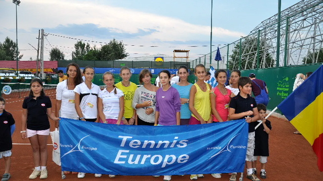 Partide de tenis demonstrative cu antrenorul federal Cătălina Cristea și transmisie live la turneul de tenis Argeș Cup