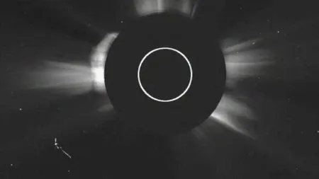 FOTO+VIDEO. Un obiect cu o formă ciudată a fost surprins de un satelit al celor de la NASA în apropierea suprafeței Soarelui 