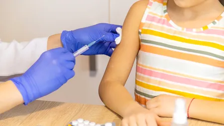 Doar 900 de români s-au vaccinat anti-COVID în cea de a doua zi a anului