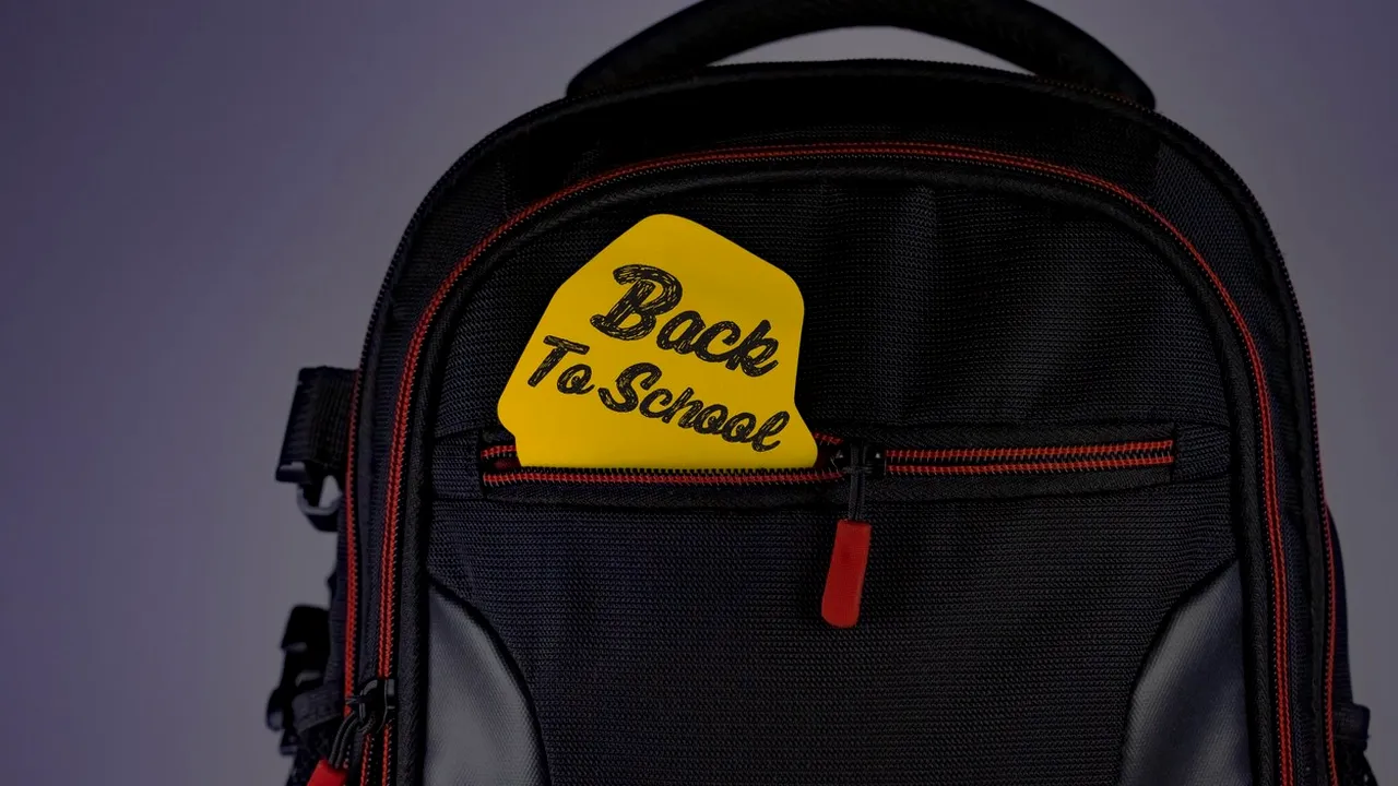 Măsuri sfâșietoare în Ucraina: Părinții își trimit copiii la școală cu autocolante cu grupa sanguină