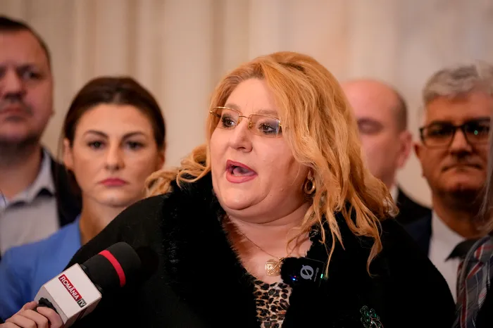 Diana Șoșoacă inițiază procedura pentru demiterea lui Nicușor Dan: 