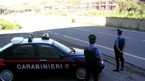 Șofer român de autocar, arestat în Italia după ce ar fi sechestrat pasageri care nu plătiseră bilete
