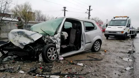 Grav accident pe centura orașului Focșani: Un mort și 5 răniți, în patru mașini implicate 