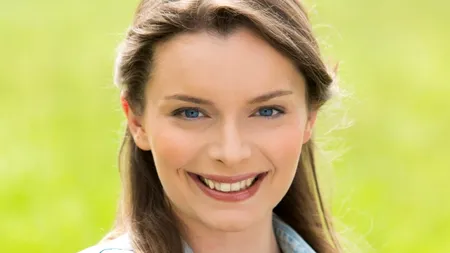 FACEBOOK. Ce fac femeile pe rețeaua socială și care este noul etalon al femeilor în materie de frumusețe și statut social
