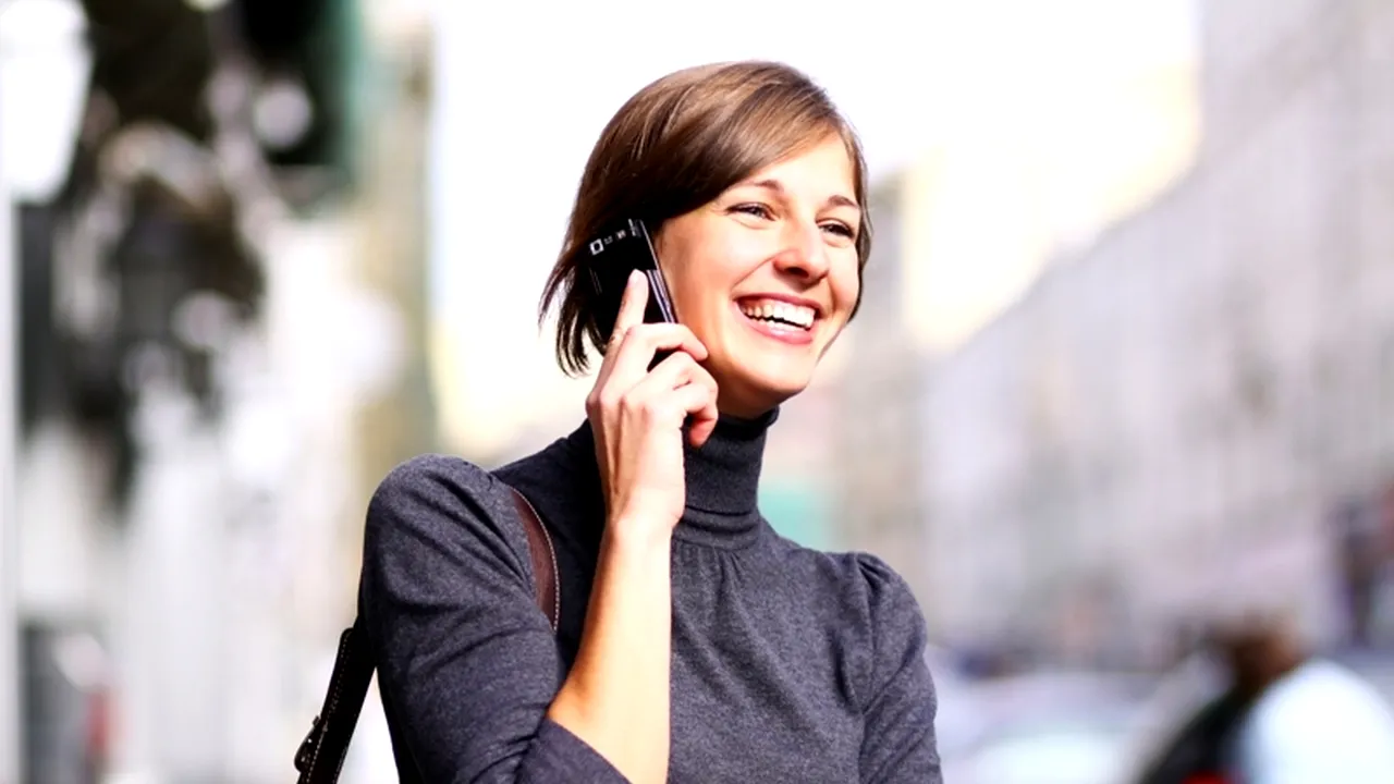 Care este durata medie a unui apel telefonic și câte mesaje au trimis românii în prima jumătate a anului