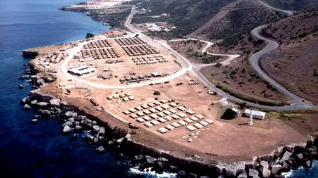 Administrația Trump ar urma să trimită mii de migranți, inclusiv o sută din ROMÂNIA, la Guantanamo Bay