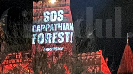 UPDATE | Petrecerea de Halloween de la Bran. Cine e invitatul care a șocat cu machiajul său / Protest Greenpeace pe pereții castelului (FOTO-VIDEO)