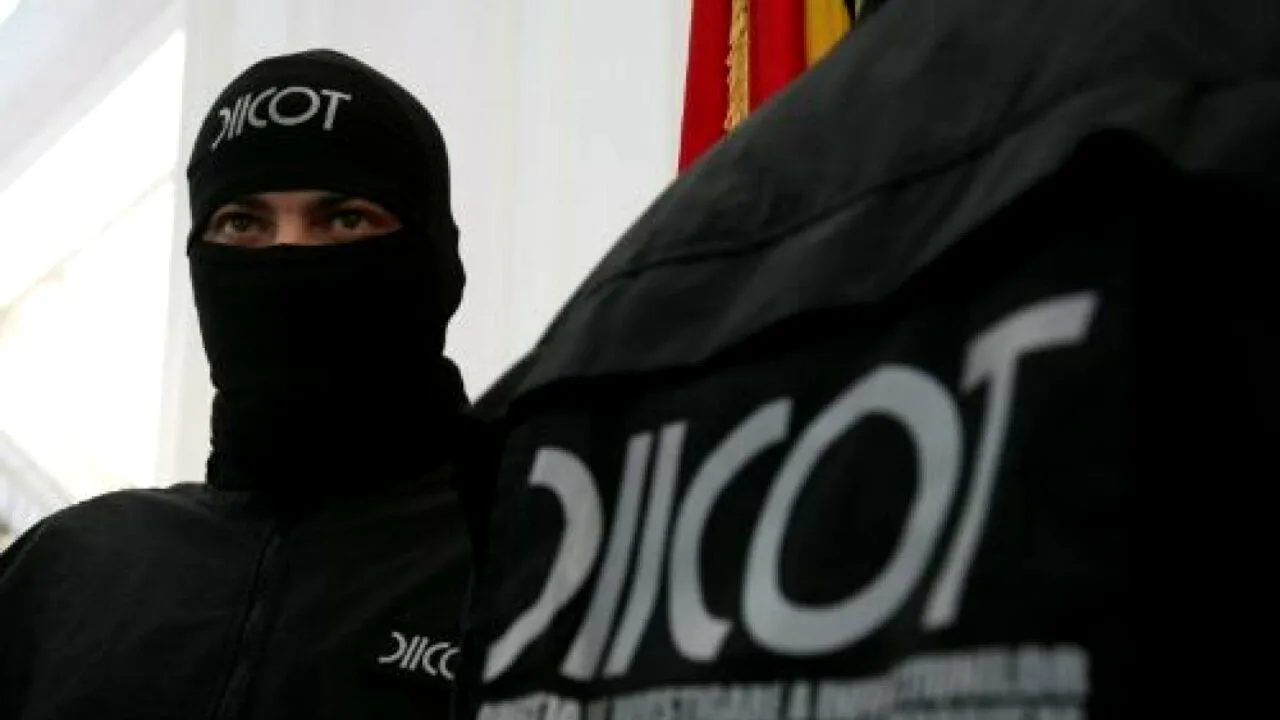 Clanul „Sandu Syndicate” a speriat America. Fraudă de 5 milioane de dolari în California! / Agenții FBI au descins urgent în Teleorman