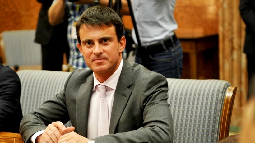 Valls: Franța va continua să deființeze taberele ilegale de romi și să repatrieze, forțat sau ajutat