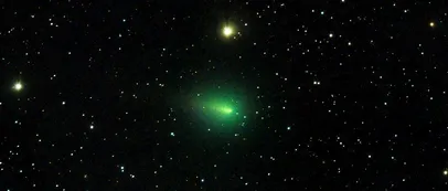Cometă verde, vizibilă pe cerul nopții. Ultima dată s-a întâmplat asta în Epoca de Piatră
