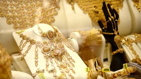 INGENIOZITATE ROMÂNEASCĂ. Au făcut furori în presa britanică după jaful „sofisticat și îndrăzneț” la un magazin de bijuterii de lux/ Ce greșeală fatală au făcut cei doi hoți