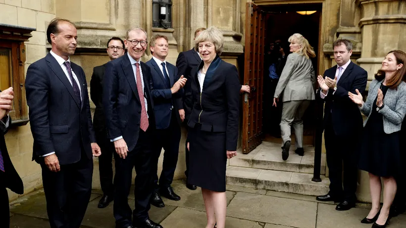 Numirile-surpriză din noul guvern de la Londra. Cine va negocia ieșirea oficială a Marii Britanii din UE