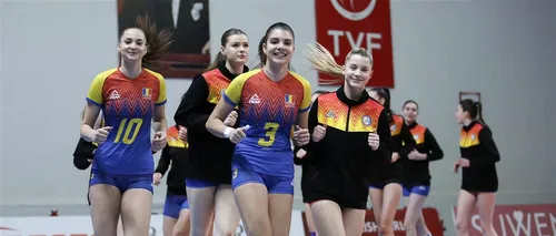 Ce au făcut fetele din naționala de volei U 18 a României înaintea Campionatelor Europene de la Blaj. Ce poartă toate componentele lotului