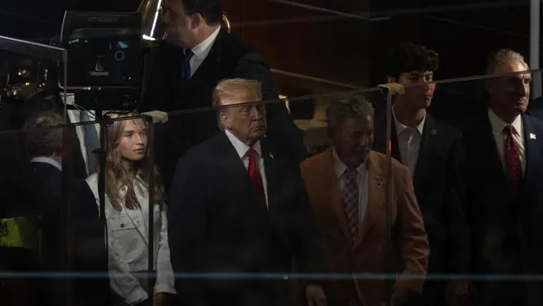 Trump neagă că ar fi fost huiduit la finala NBA de la Madison Suquare Garden: „Au fost ovații”