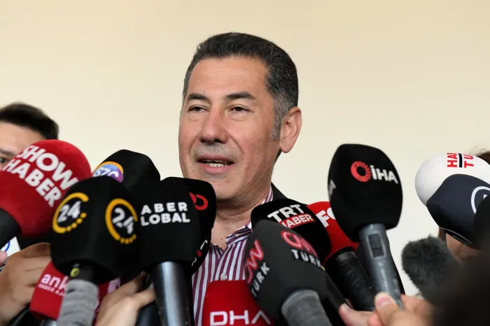 Sinan Ogan / Sursa foto: Facebook