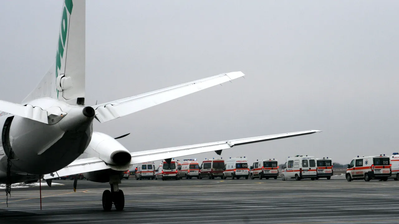 Avion Carpatair revenit la Timișoara după ce s-a aprins un senzor