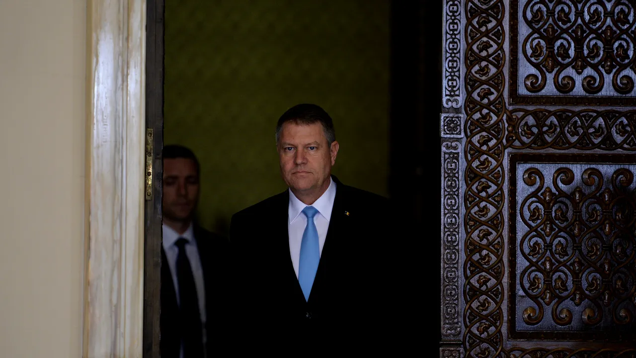 Iohannis anunță un Guvern politic după alegeri. Ce spune despre Cioloș