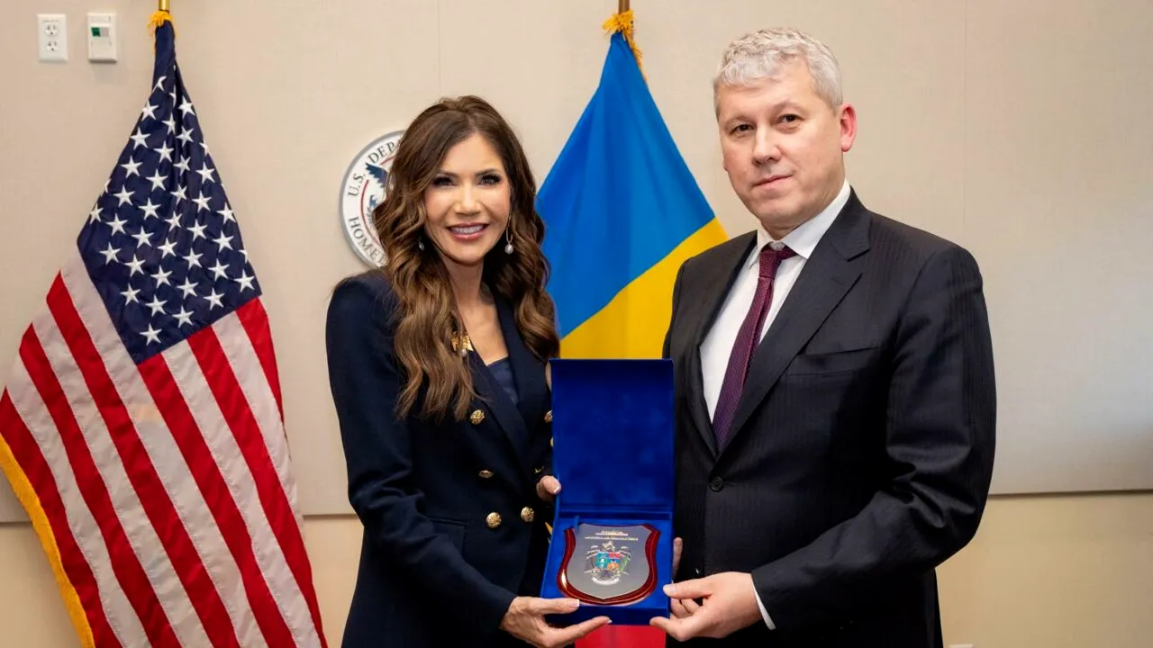 Ministrul Cătălin Predoiu s-a întâlnit cu secretarul pentru Securitate Internă al SUA. Visa Waiver, pe agenda discutată