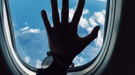 30 de minute de COȘMAR în aer: pasagerii unui zbor Paris-Baia Mare, panicați de turbulențe