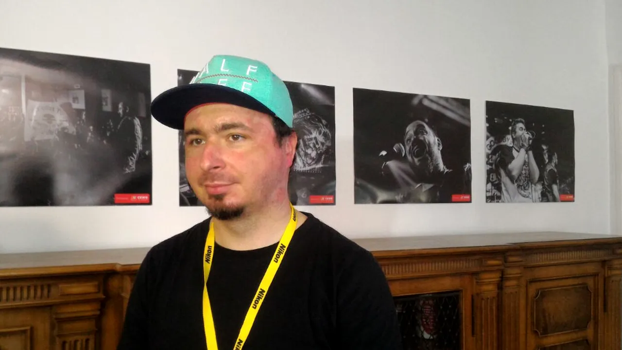 Fotograful Miluță Flueraș, expoziție de fotografii din noaptea tragediei de la Colectiv. GALERIE FOTO