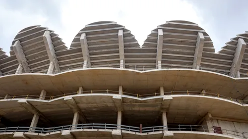 Ce se întâmplă cu „stadionul-fantomă” de 300 milioane de euro, care trebuia inaugurat în urmă cu 12 ani. „Planul este mort!”