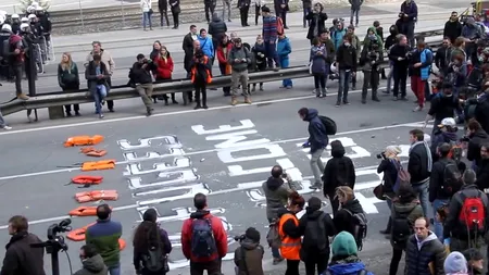 Criza migranților dezbină UE. Proteste violente la granița italo-austriacă