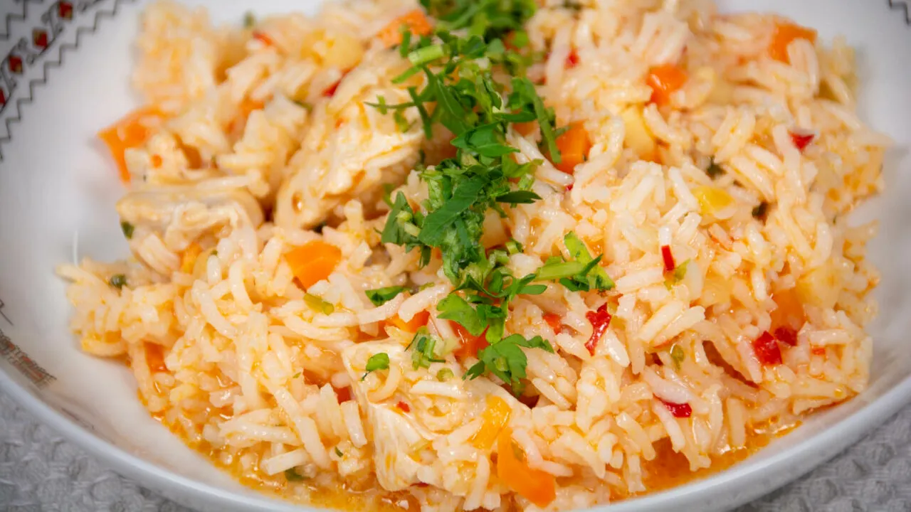 Rețeta de pilaf care datează din 1949. Gustul care nu a fost uitat de bunici