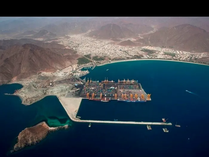 Portul Khor Fakkan din Emiratele Arabe Unite - Foto: X/@amitsirt